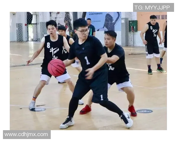 西安篮球队的团队协作揭秘：如何在赛场上实现完美配合与默契合作